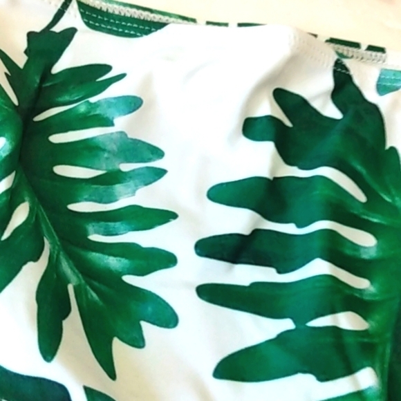GREEN LEAF HIGH WAIST WHITE BIKINI BOTTOMS SIZE LARGE NWOT - Picture 4 of 4